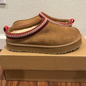 NEW Ugg Tazz Big Kids 5 Chestnut Platform Slipper